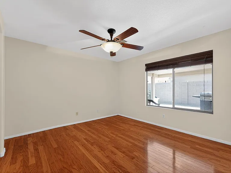 6816 S Russet Sky Way — Photo 9