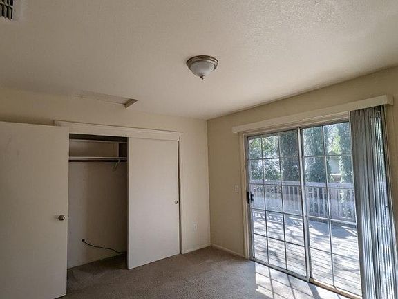 4th image of 1297 Live Oak Ln #1297