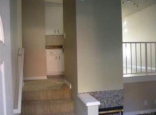 17912 River Cir APT 3, Santa Clarita, CA 91387