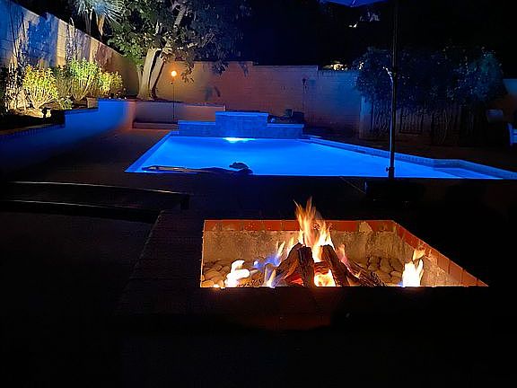 2nd image of 271 S Riverwood Cir