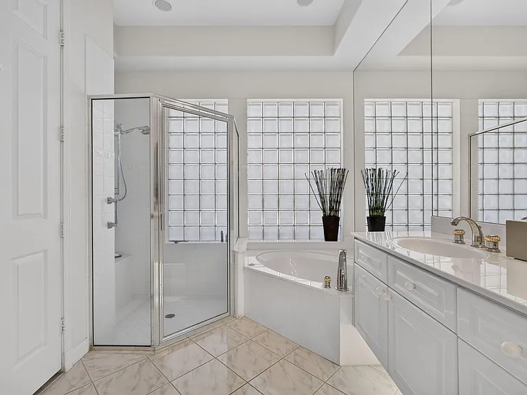 1048 Diamond Head Way — Photo 19
