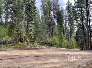 10 Shadow Rd, Garden Valley, ID 83622