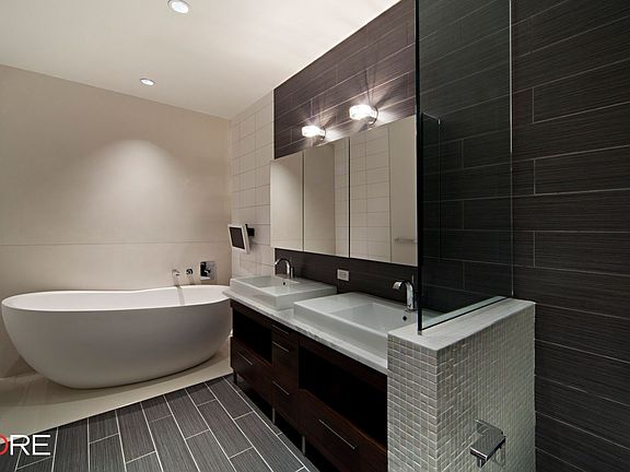 5th image of 650 6th Ave APT 3H