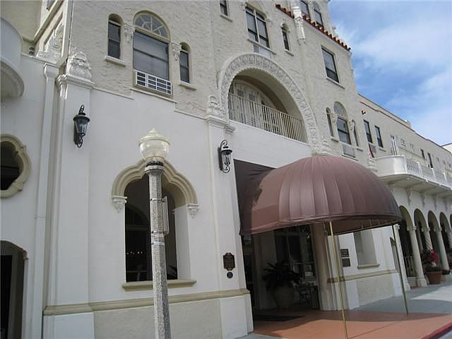 1st image of 235 Sunrise Ave #3016