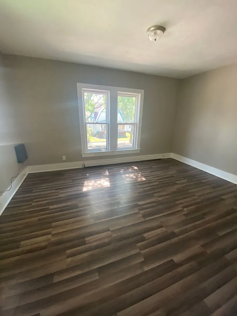 1704 W. Main St — Photo 2