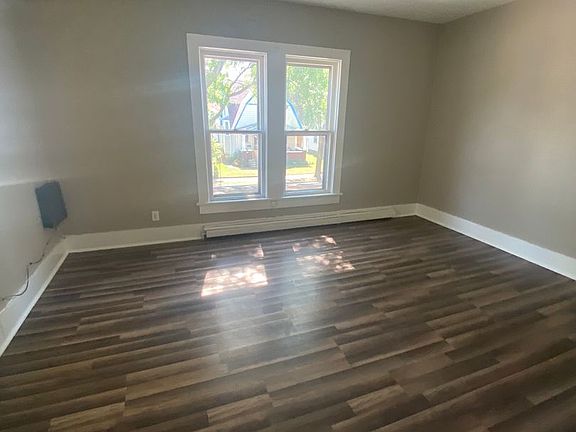 3rd image of 1704 W Main St APT 3