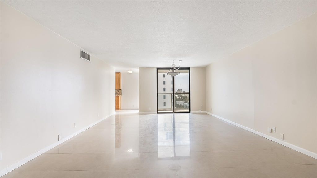 1000 N Ocean Blvd #12L, photo 7