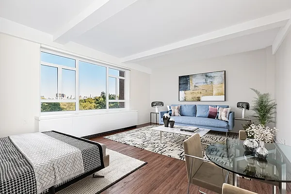 Rented by Central Park South Associates | media 6