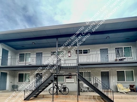 2nd image of 2475 S Gaylord St #10