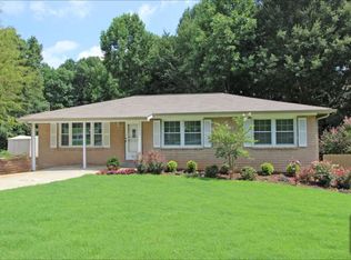 4099 Green Oak Dr, Doraville, GA 30340