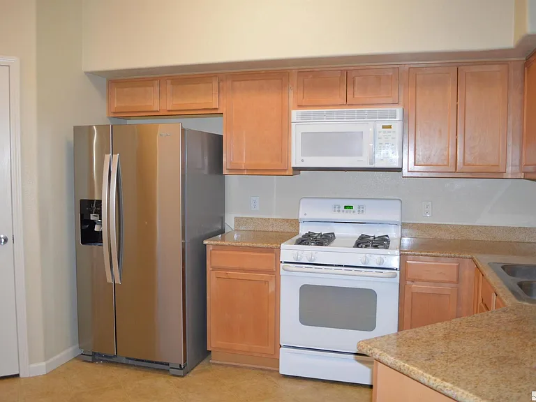 17000 Wedge Pkwy #1411 — Photo 7