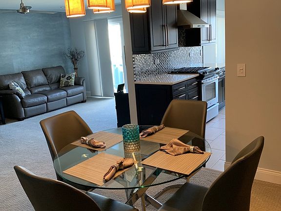 3rd image of 9146 Sandpiper Ct #43