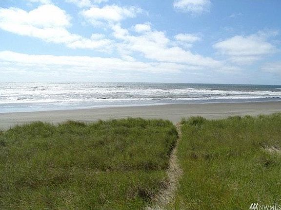 2nd image of 1307 Ocean Shores Blvd #N14