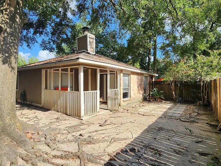 6938 Foxbrook Dr — Photo 16