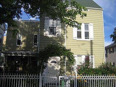 1st image of 31 N 9th Ave