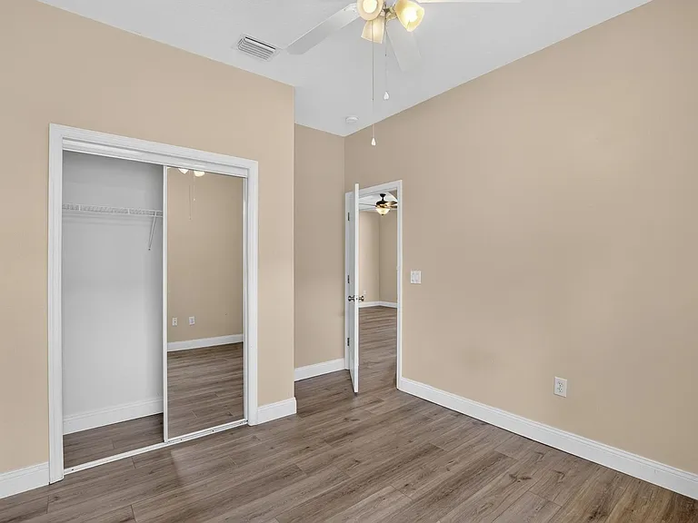 5605 Hawklake Rd — Photo 24