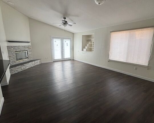 5th image of 2443 Loreto Ct