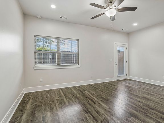 5th image of 108 Hartsville Ct