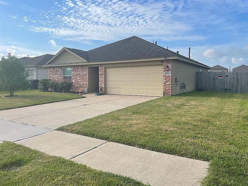 1st image of 5618 Park Village Dr