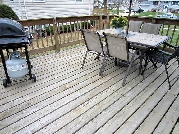 5th image of 2207 Deerfield Dr