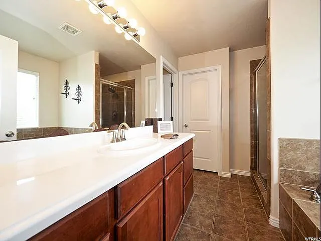 13574 S Palawan Way — Photo 17