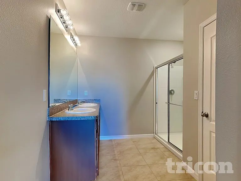 991 Summer Glen Dr — Photo 10