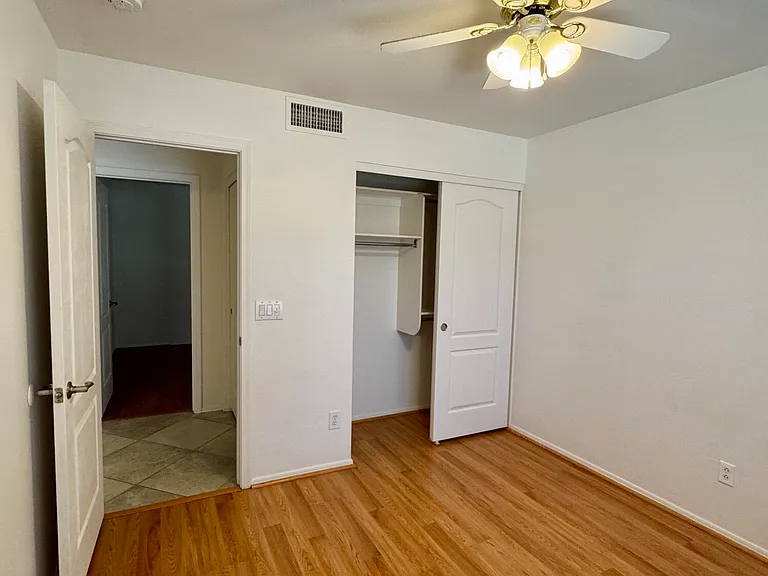 6510 W Behrend Dr — Photo 11