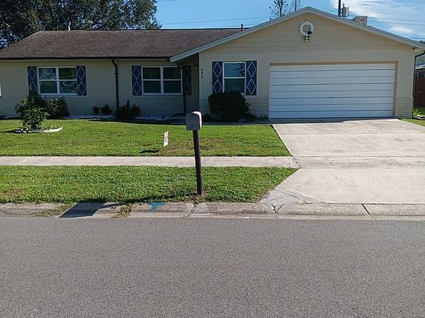 285 Hickory Ave