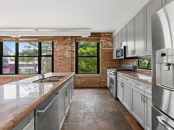2nd image of 2355 N Damen Ave #D