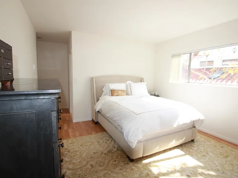 1728 Montana Ave #19 — Photo 24