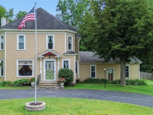 652 Lamson Rd, Baldwinsville, NY 13027