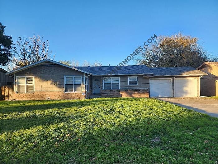 1st image of 2413 Hillview Dr