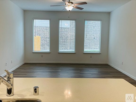 5th image of 10029 Little Tree Ln