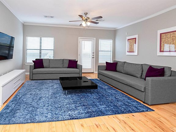 2nd image of 2502 Leon St APT 200