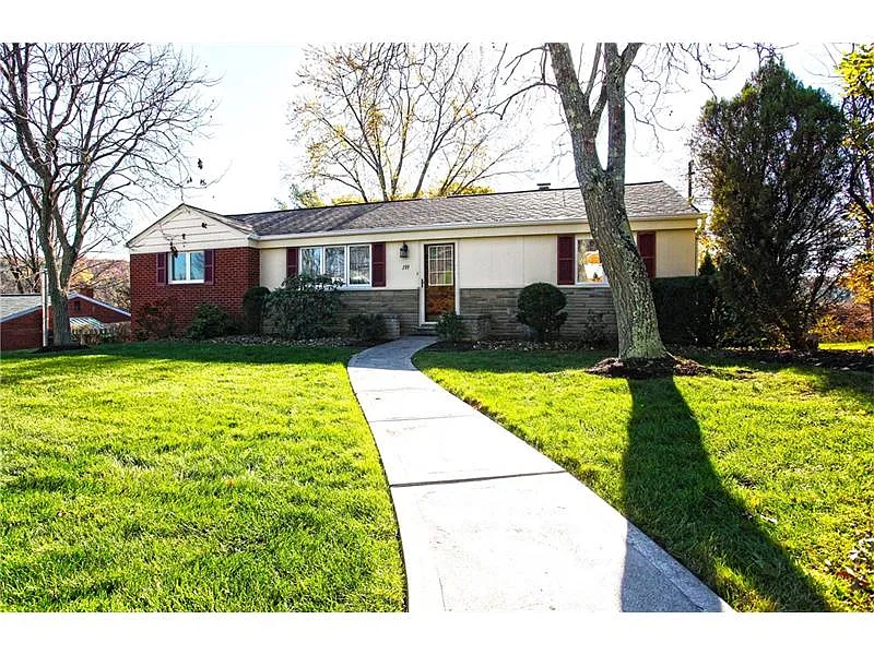 191 Chickasaw Ave photo 1