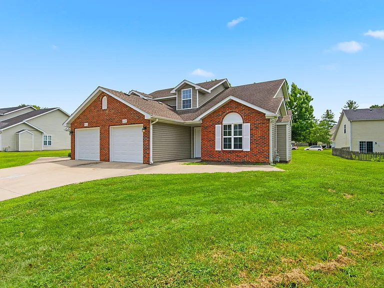 4404 Jeana Ct — Photo 1