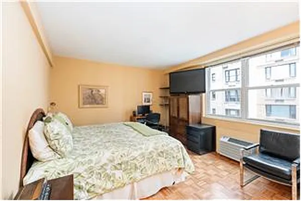 Sold by Joanna Cutler Real Estate | media 15