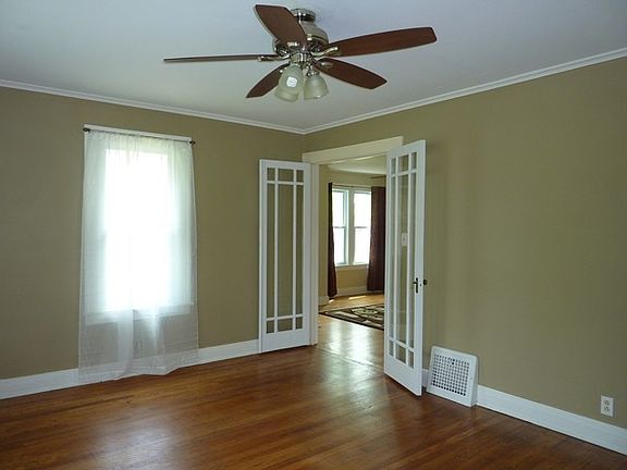 2nd image of 398 S Lake St
