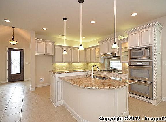 3rd image of 5601 Rowlett Creek Way