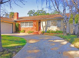 1949 Tondolea Ln, La Canada Flintridge, CA 91011