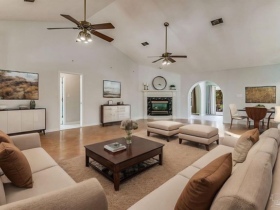 3rd image of 2650 Bob White Cir