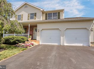 347 Spohn Rd, Sinking Spring, PA 19608