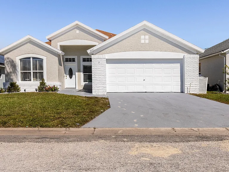 1041 Jaybee Ave — Photo 11