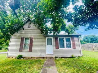 319 W Gum St, Marion, KY 42064