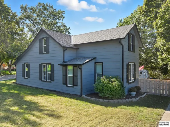 13253 Potwin St, Omaha, NE 68137