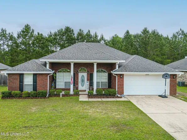 15290 Haversham Pl, Diberville, MS 39540