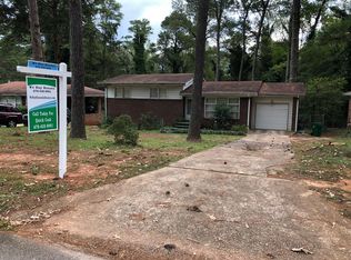 2088 Shamrock Dr, Decatur, GA 30032