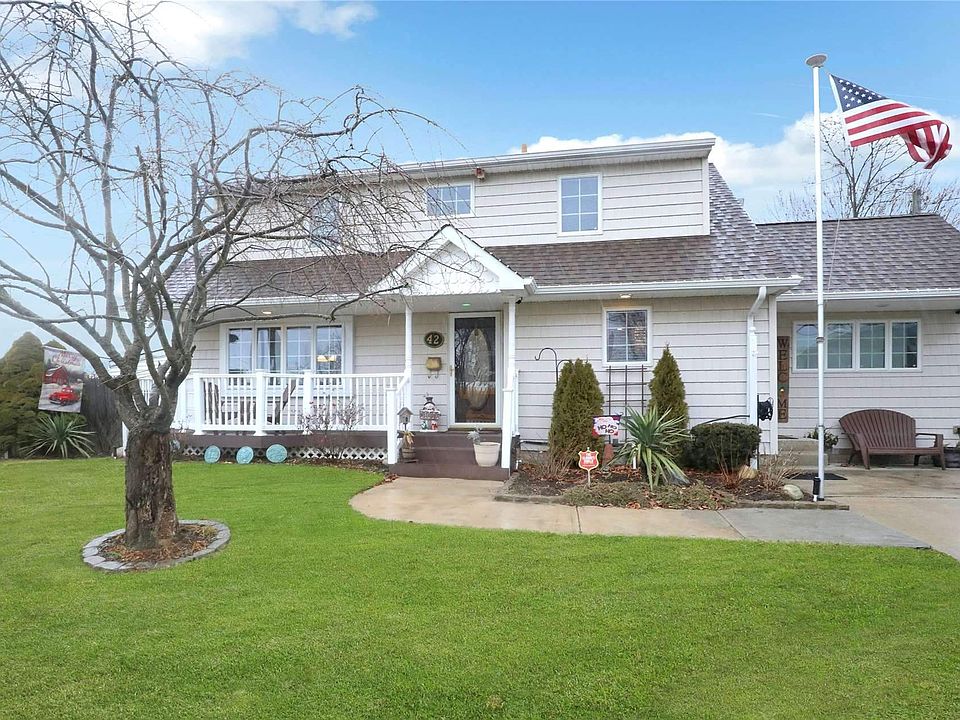 1st image of 42 Edmore Ln