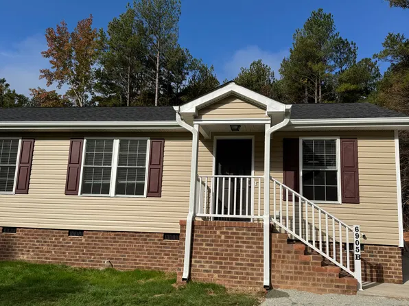 6905 Marengo Rd #B, La Crosse, VA 23950