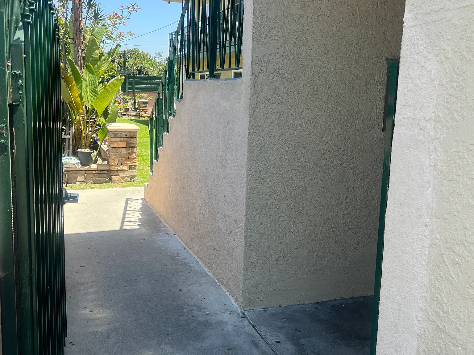 Flower St, Huntington Park — Photo 2